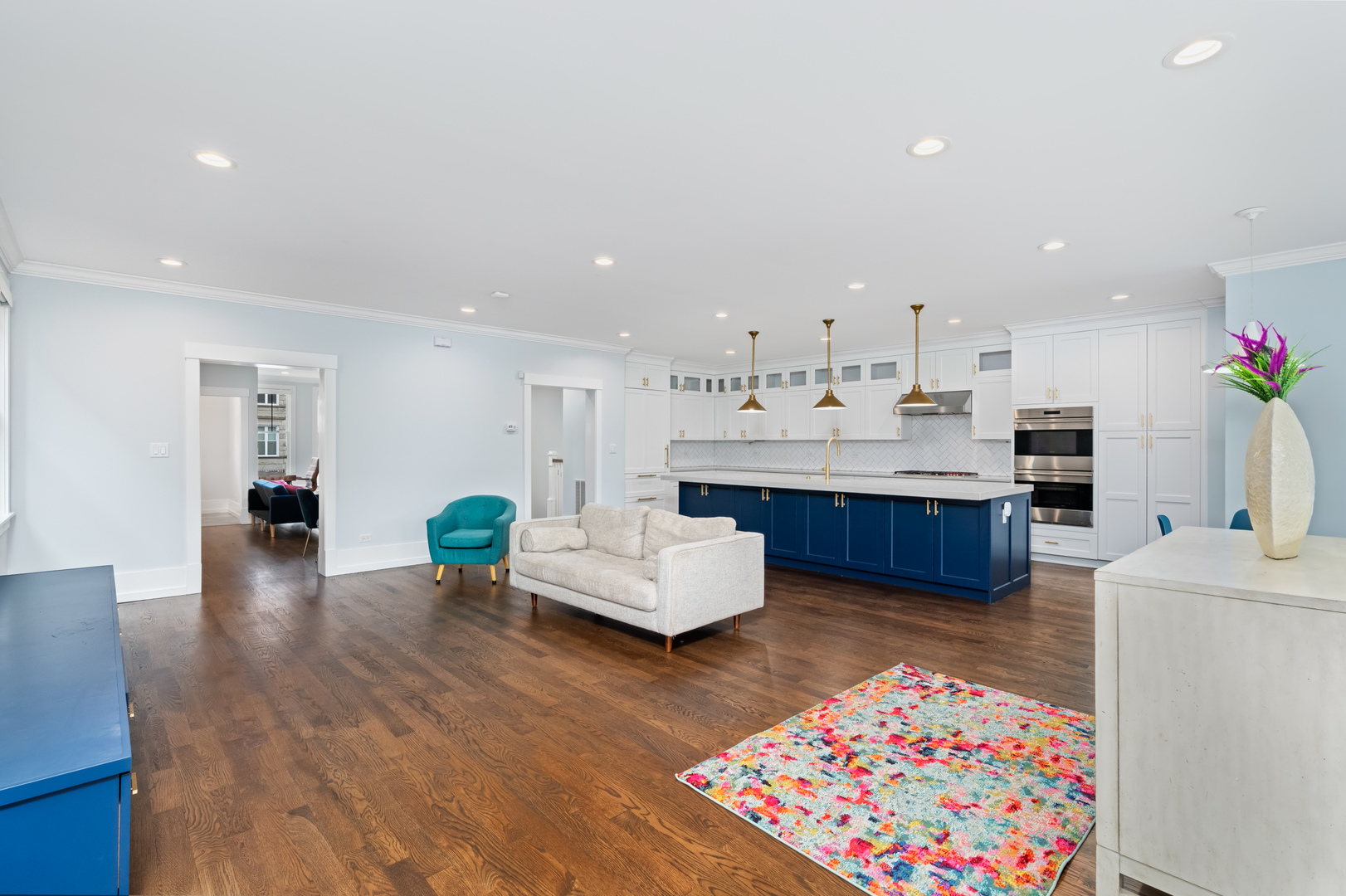 1841 West Addison Street Chicago, IL 60613 - Photo 17 of 48 Gallery Image 17