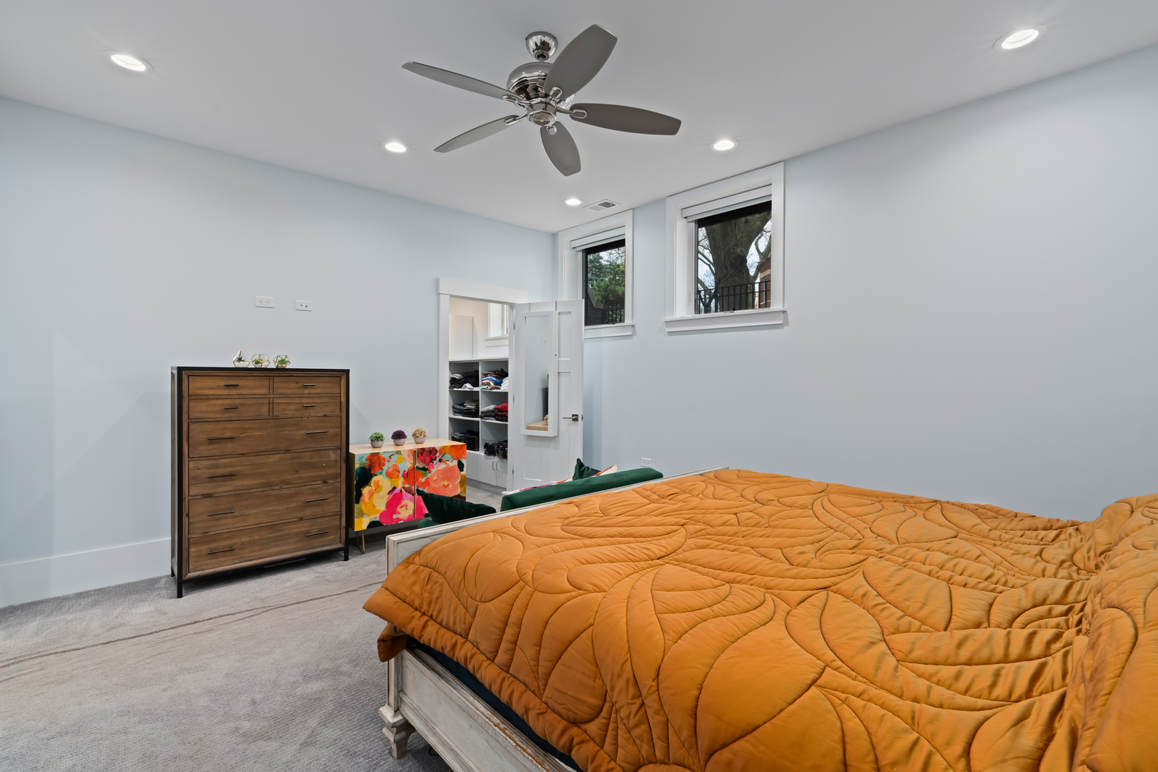 1841 West Addison Street Chicago, IL 60613 - Photo 20 of 48 Gallery Image 20