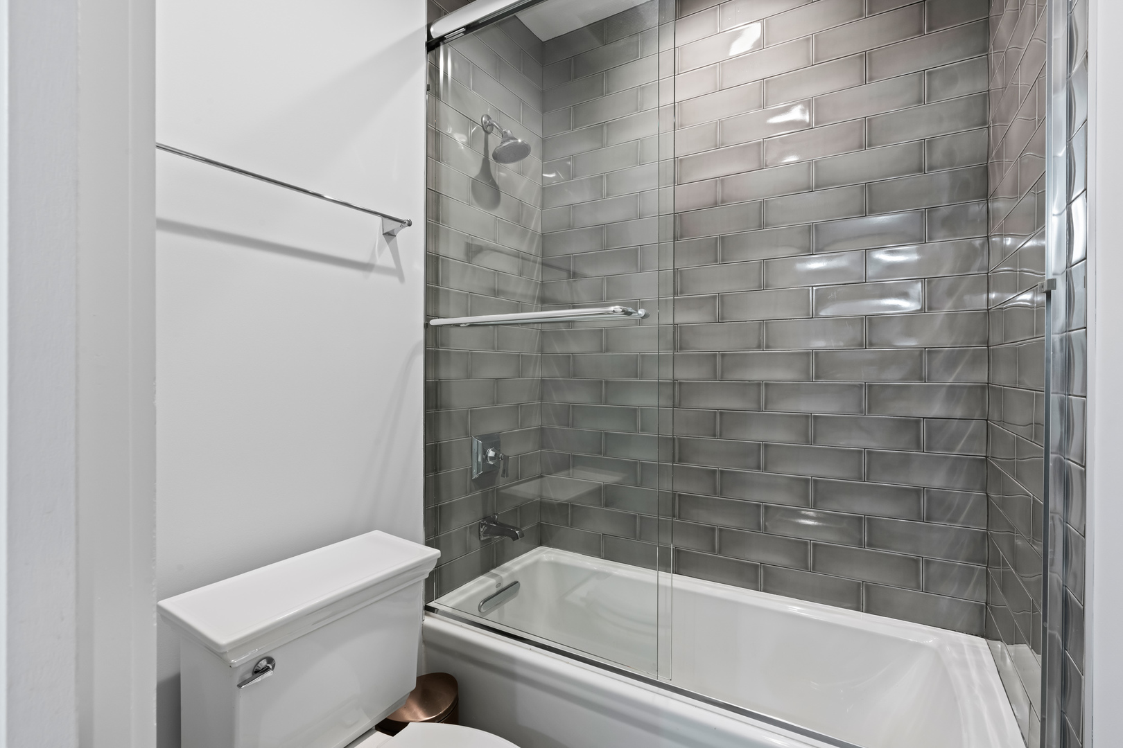 1841 West Addison Street Chicago, IL 60613 - Photo 27 of 48 Gallery Image 27
