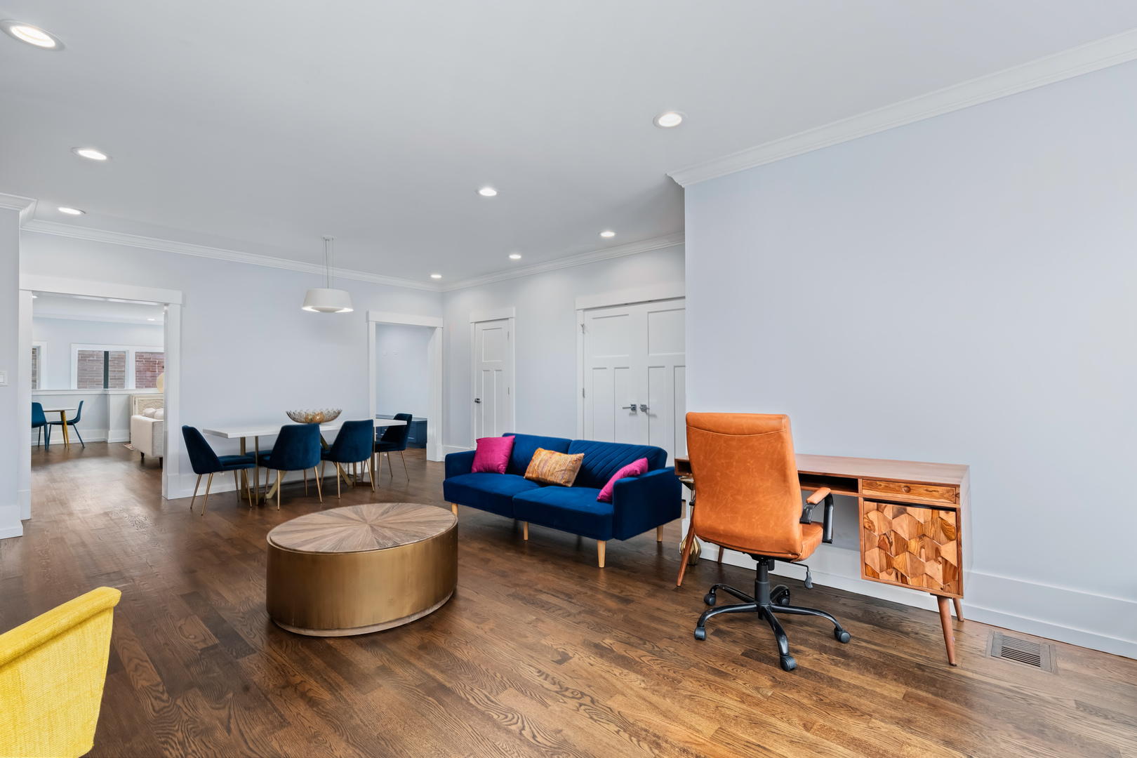1841 West Addison Street Chicago, IL 60613 - Photo 4 of 48 Gallery Image 4
