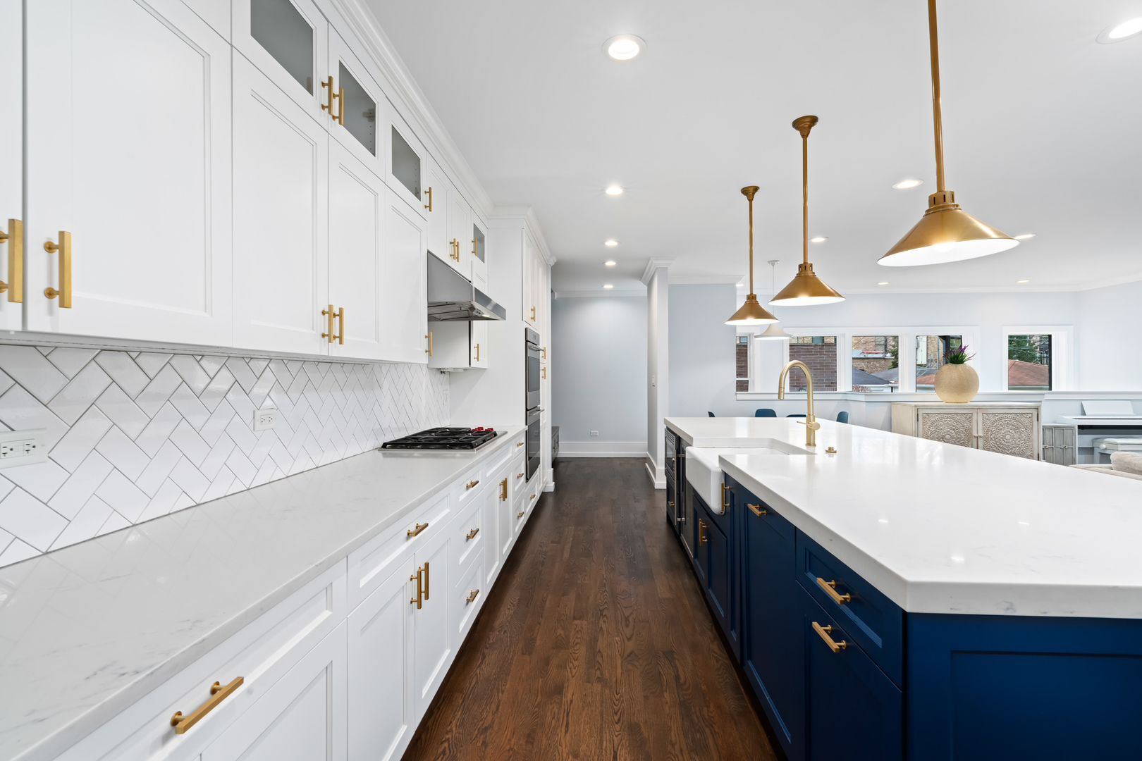 1841 West Addison Street Chicago, IL 60613 - Photo 9 of 48 Gallery Image 9