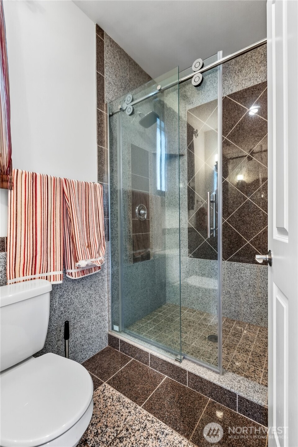 18214 29th Drive Southeast Bothell, WA 98012 - Photo 13 of 31