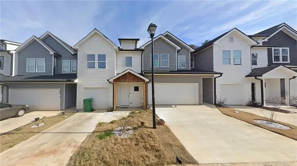 $2,040 | 4011 Redan Road, Unit 5, Stone Mountain, GA 30083