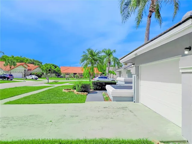 $4,285 | 6043 Sunberry Circle, Boynton Beach, FL 33437