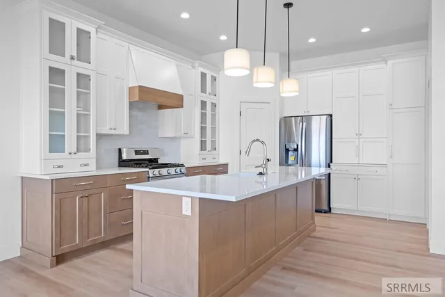 $646,000 | 862 East 1200 North, Shelley, ID 83274