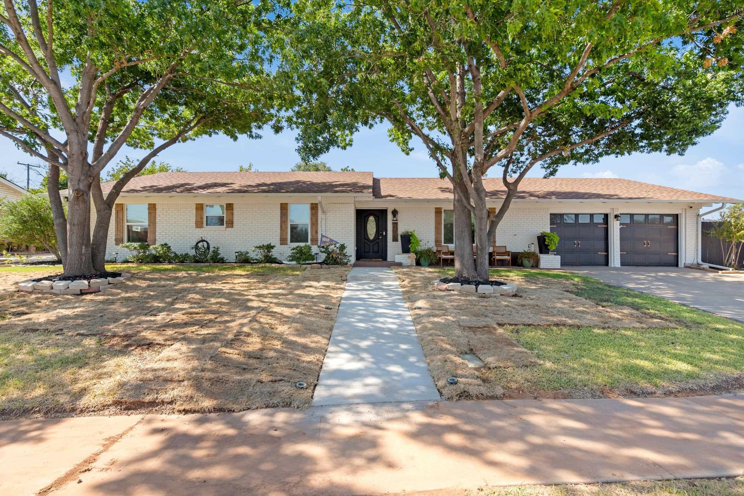 1812 Ridgemont Drive Wichita Falls, TX 76309 - Photo 1 of 40 Gallery Image 1