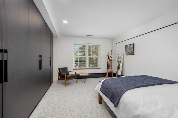 $4,000 | 2311 Wealthy Street Southeast, Unit 22, East Grand Rapids, MI 49506