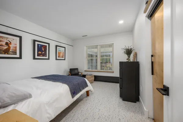 $4,000 | 2311 Wealthy Street Southeast, Unit 22, East Grand Rapids, MI 49506