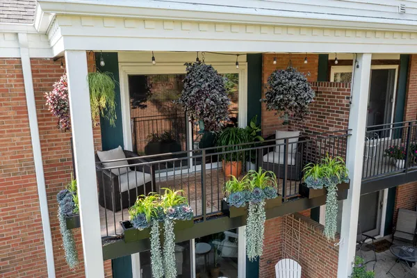 $4,000 | 2311 Wealthy Street Southeast, Unit 22, East Grand Rapids, MI 49506