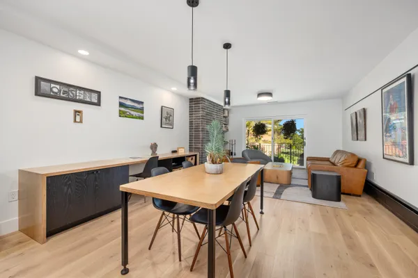 $4,000 | 2311 Wealthy Street Southeast, Unit 22, East Grand Rapids, MI 49506