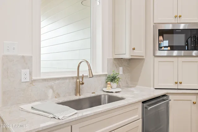 $515,000 | 119 Travellers Palm Way, Youngsville, LA 70592