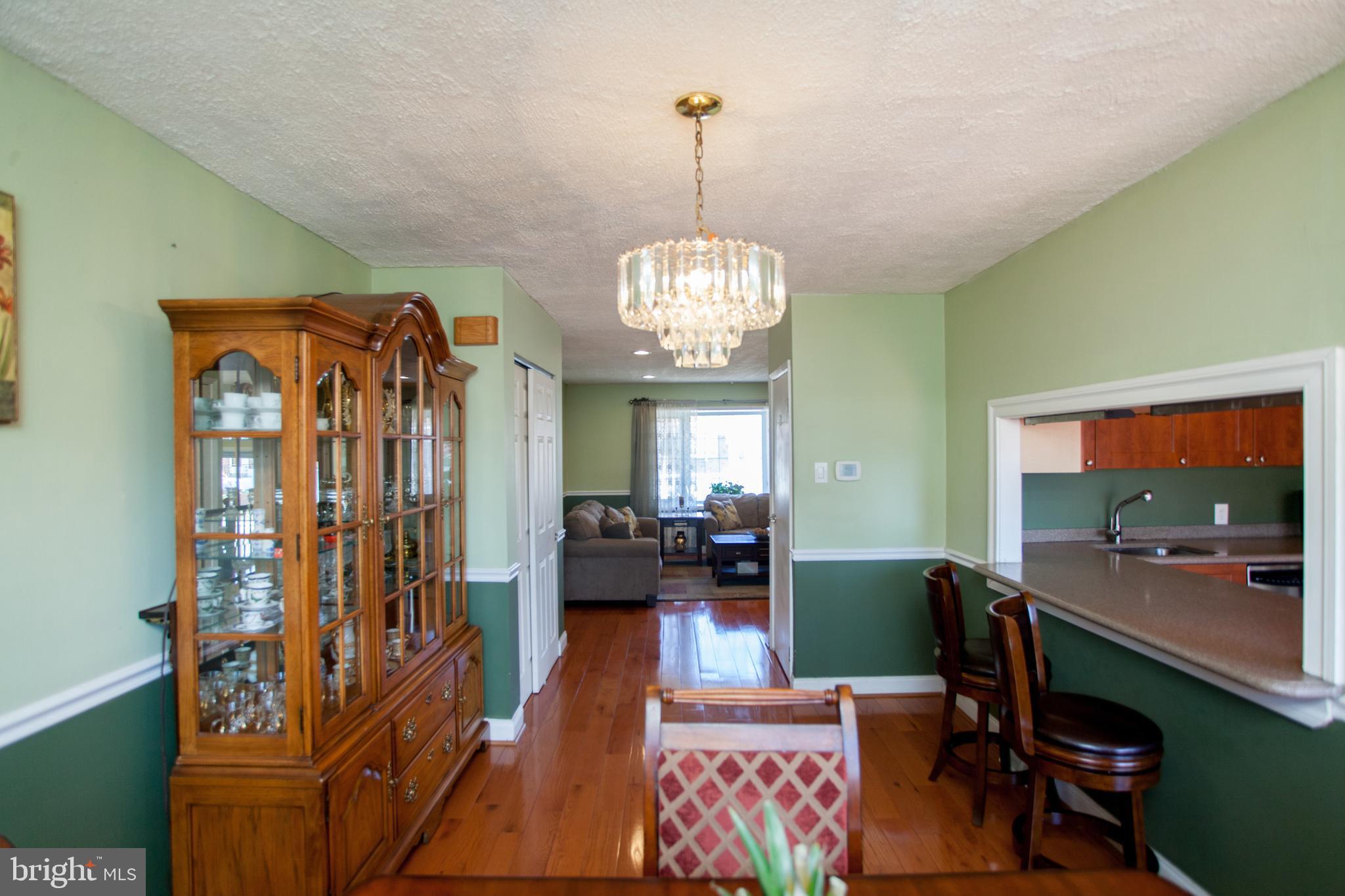 12516 Chilton Road Philadelphia, PA 19154 - Photo 16 of 73 Dining Room