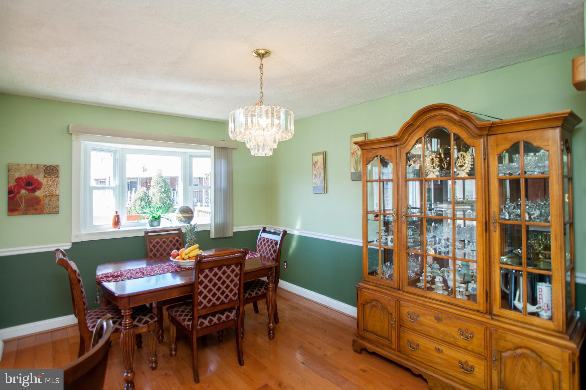 12516 Chilton Road Philadelphia, PA 19154 - Photo 18 of 73 Dining Room