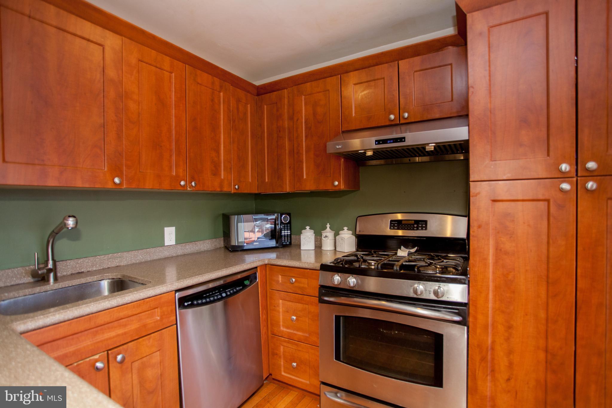 12516 Chilton Road Philadelphia, PA 19154 - Photo 26 of 73 Kitchen