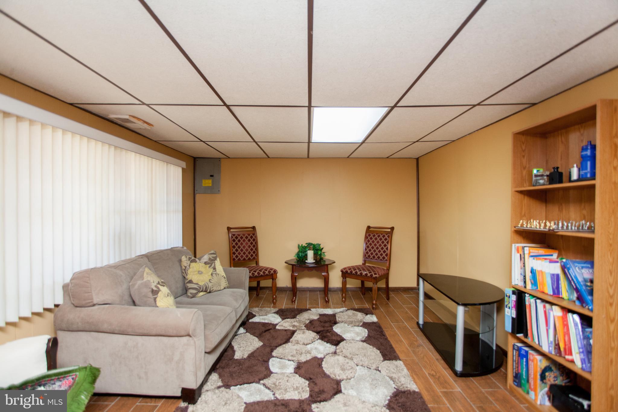 12516 Chilton Road Philadelphia, PA 19154 - Photo 47 of 73 Walkout Basement