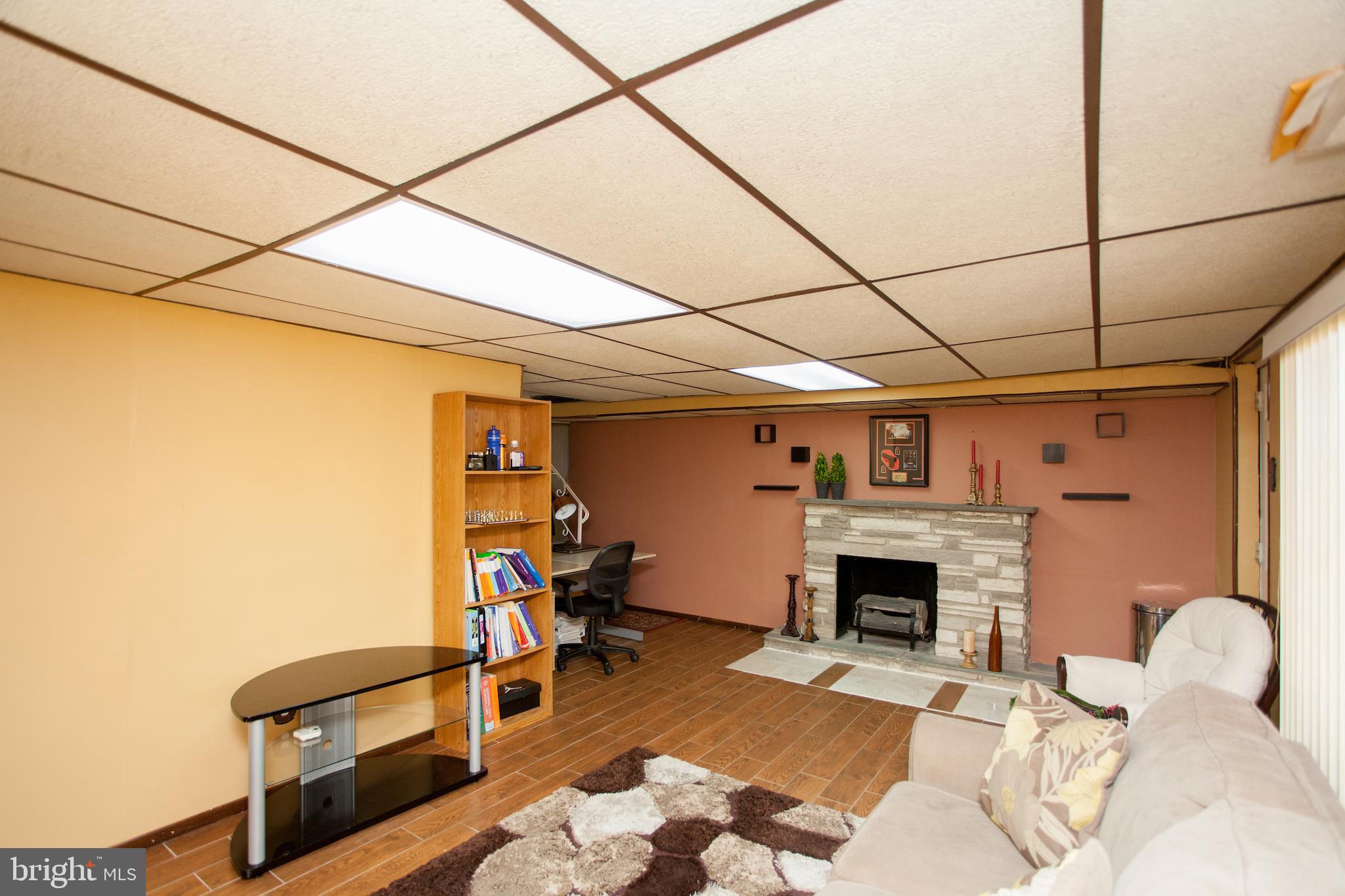 12516 Chilton Road Philadelphia, PA 19154 - Photo 50 of 73 Walkout Basement with Gas Fireplace