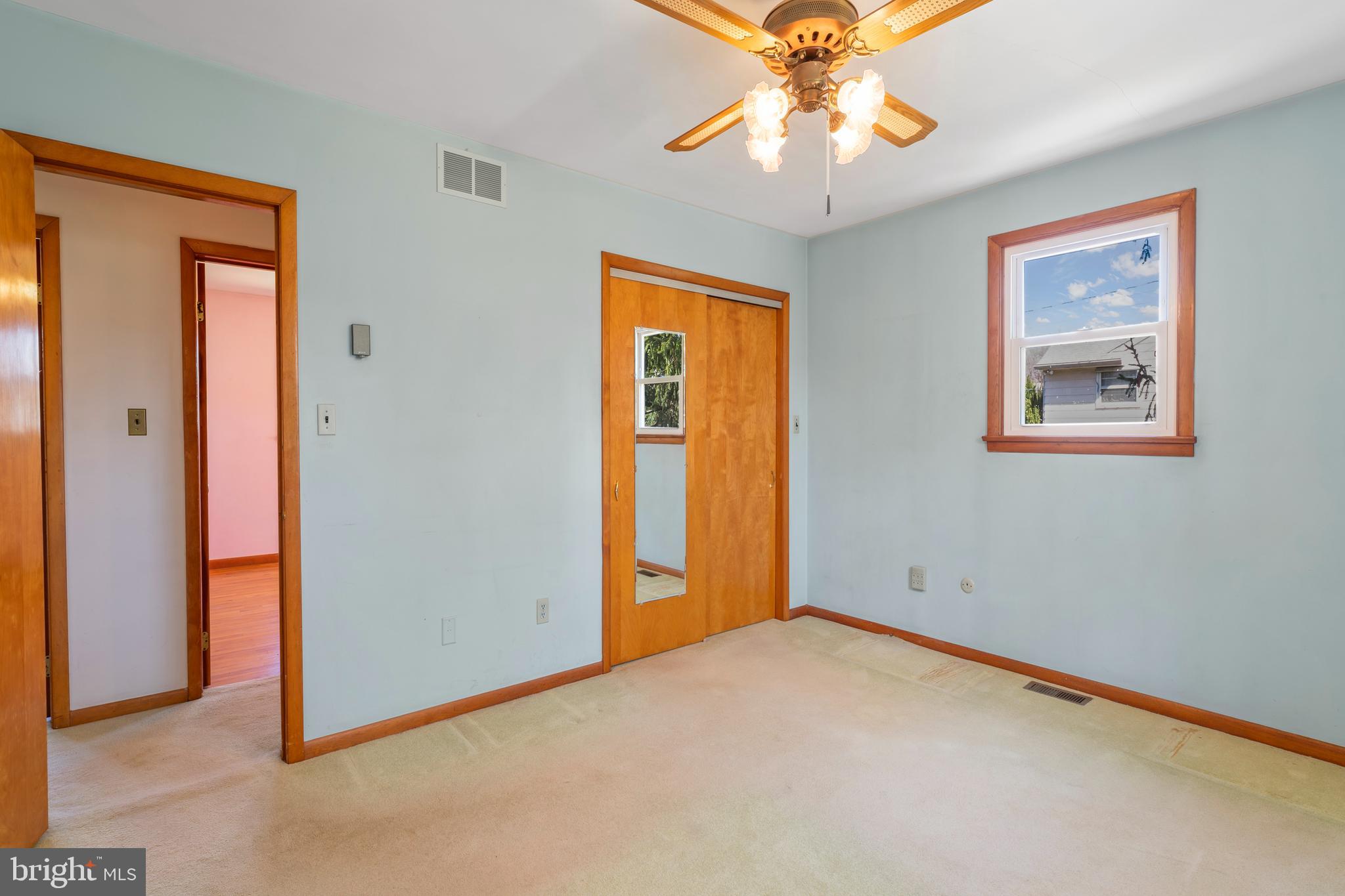 129 Barnsboro Road Sewell, NJ 08080 - Photo 24 of 56