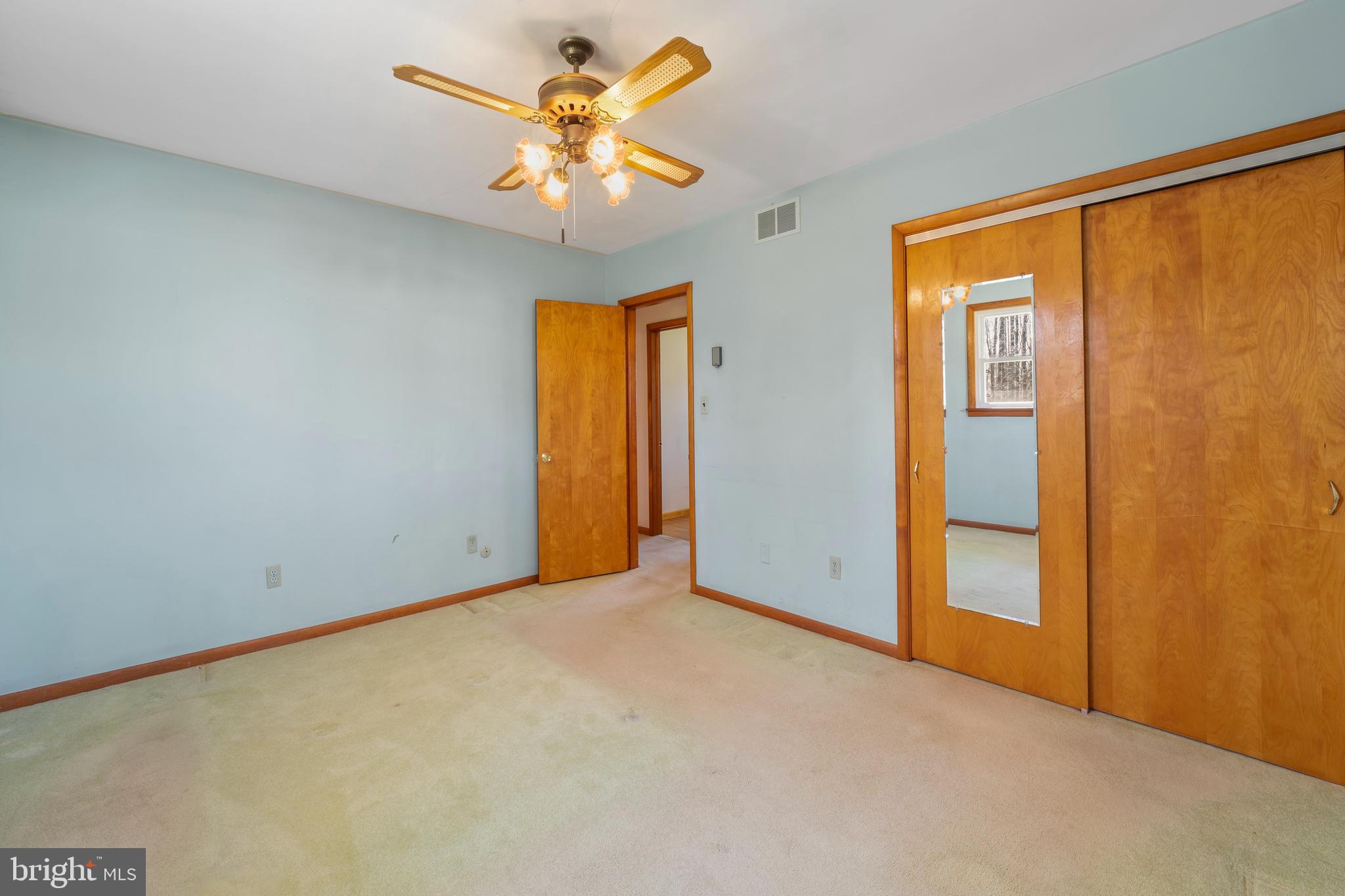 129 Barnsboro Road Sewell, NJ 08080 - Photo 26 of 56