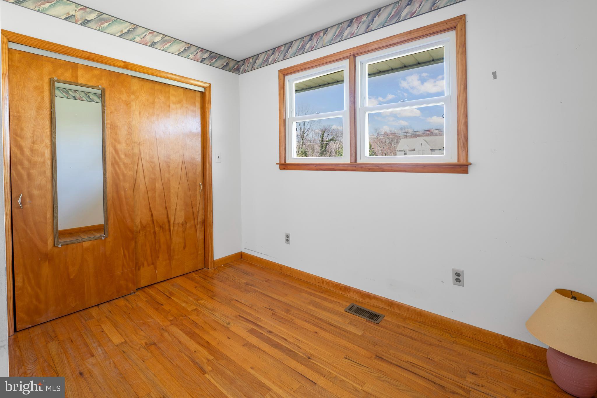 129 Barnsboro Road Sewell, NJ 08080 - Photo 32 of 56