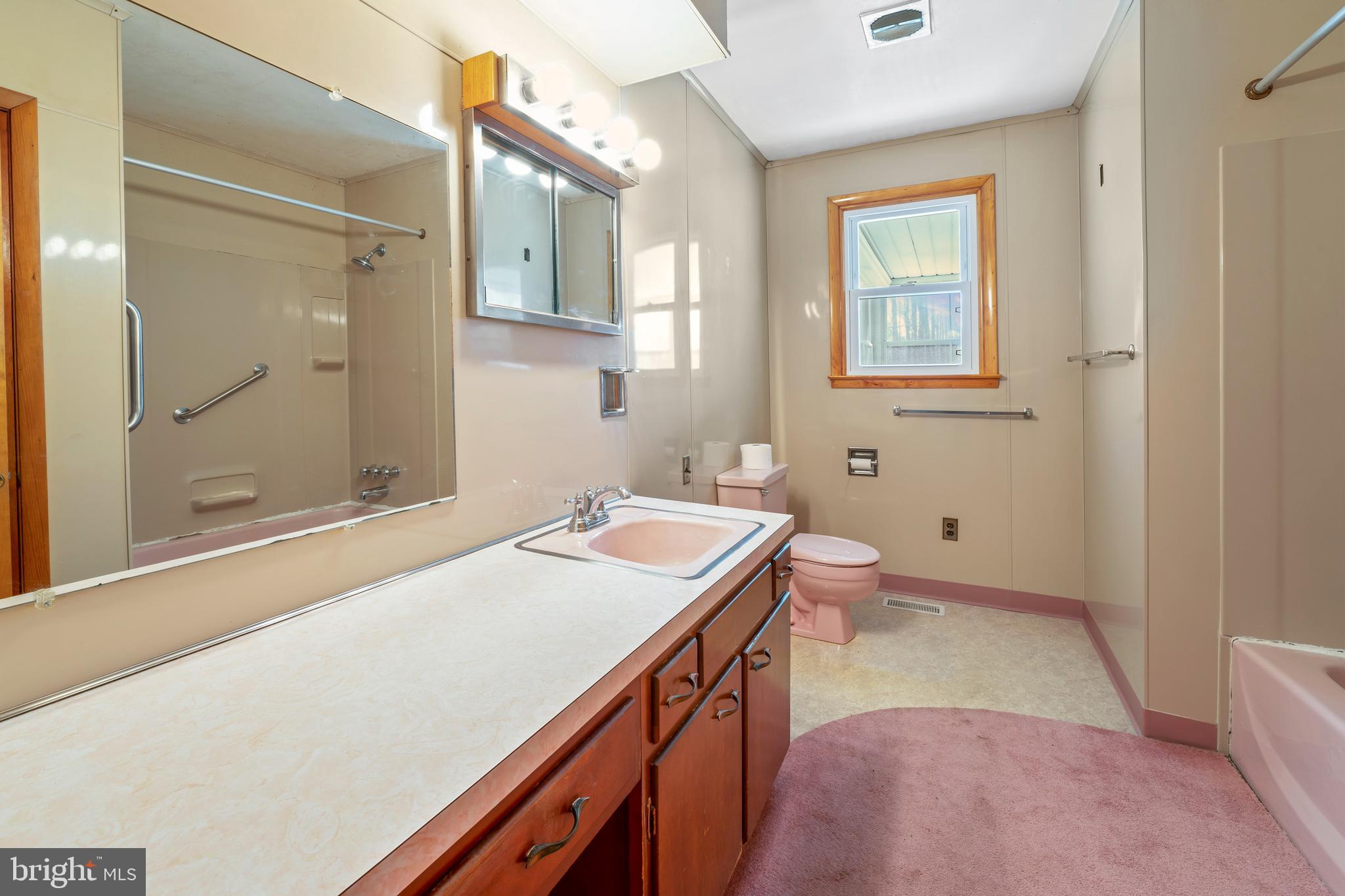 129 Barnsboro Road Sewell, NJ 08080 - Photo 35 of 56