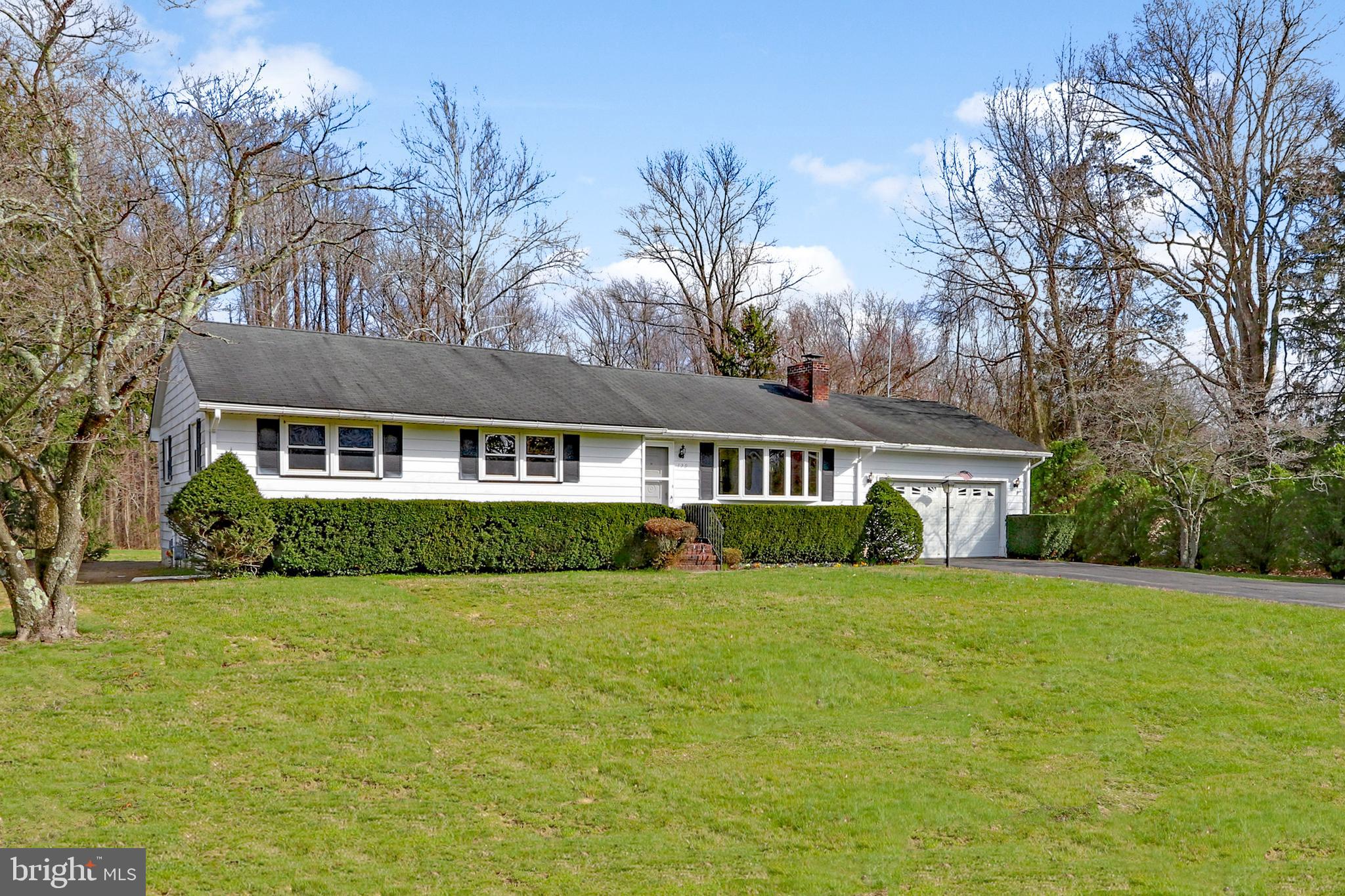 129 Barnsboro Road Sewell, NJ 08080 - Photo 5 of 56