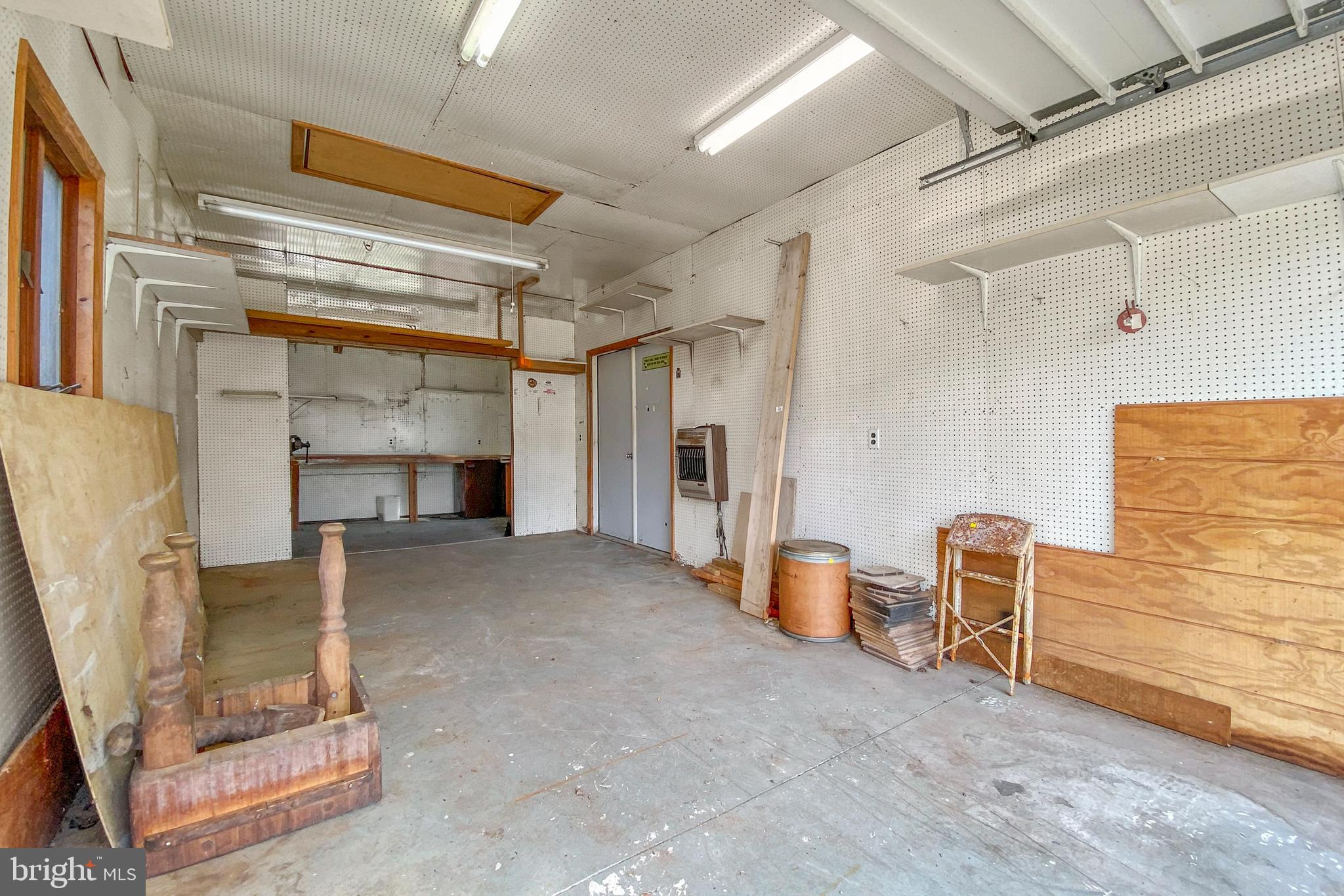 129 Barnsboro Road Sewell, NJ 08080 - Photo 51 of 56 Workspace in heated workshop.