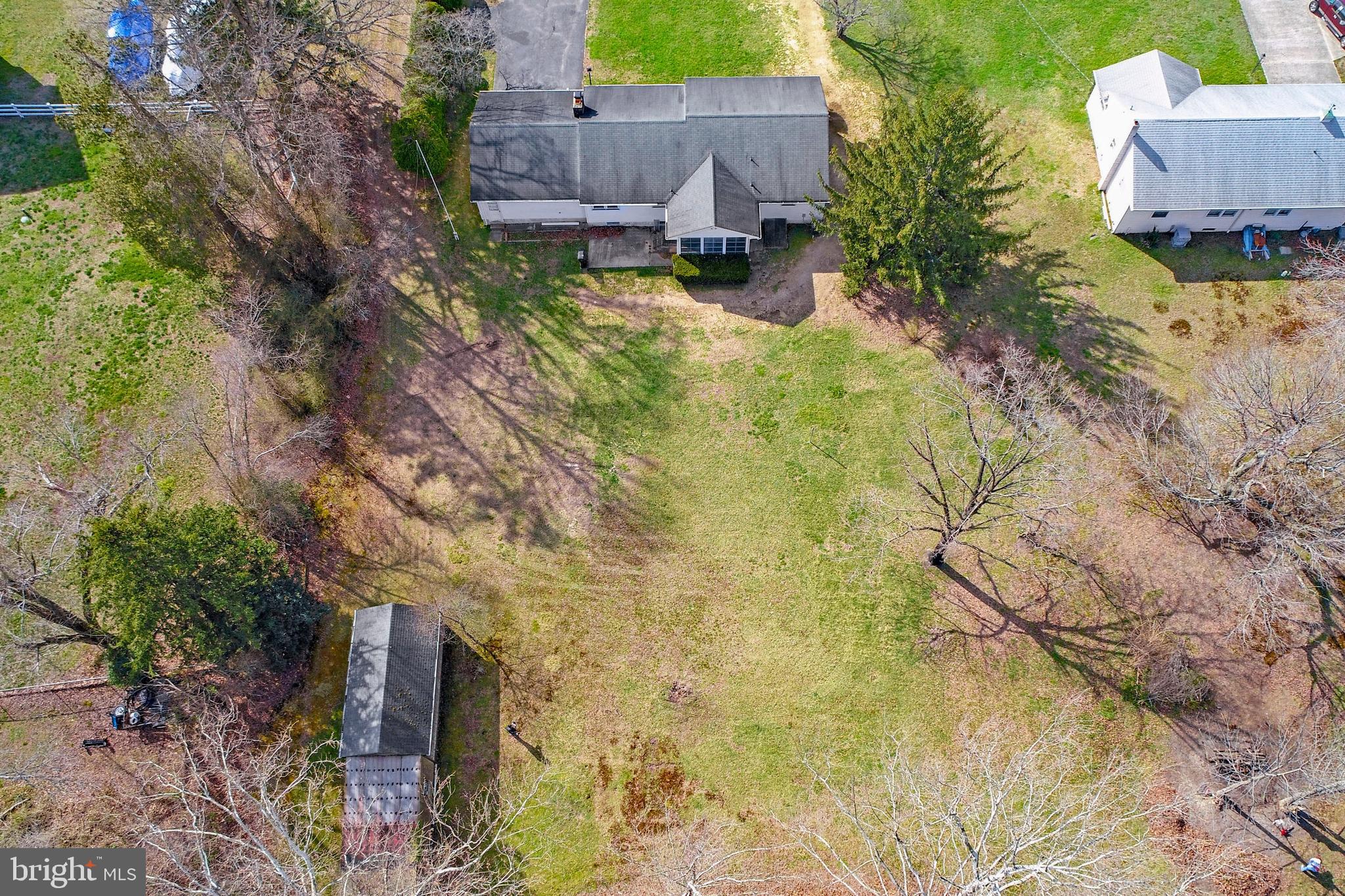129 Barnsboro Road Sewell, NJ 08080 - Photo 8 of 56