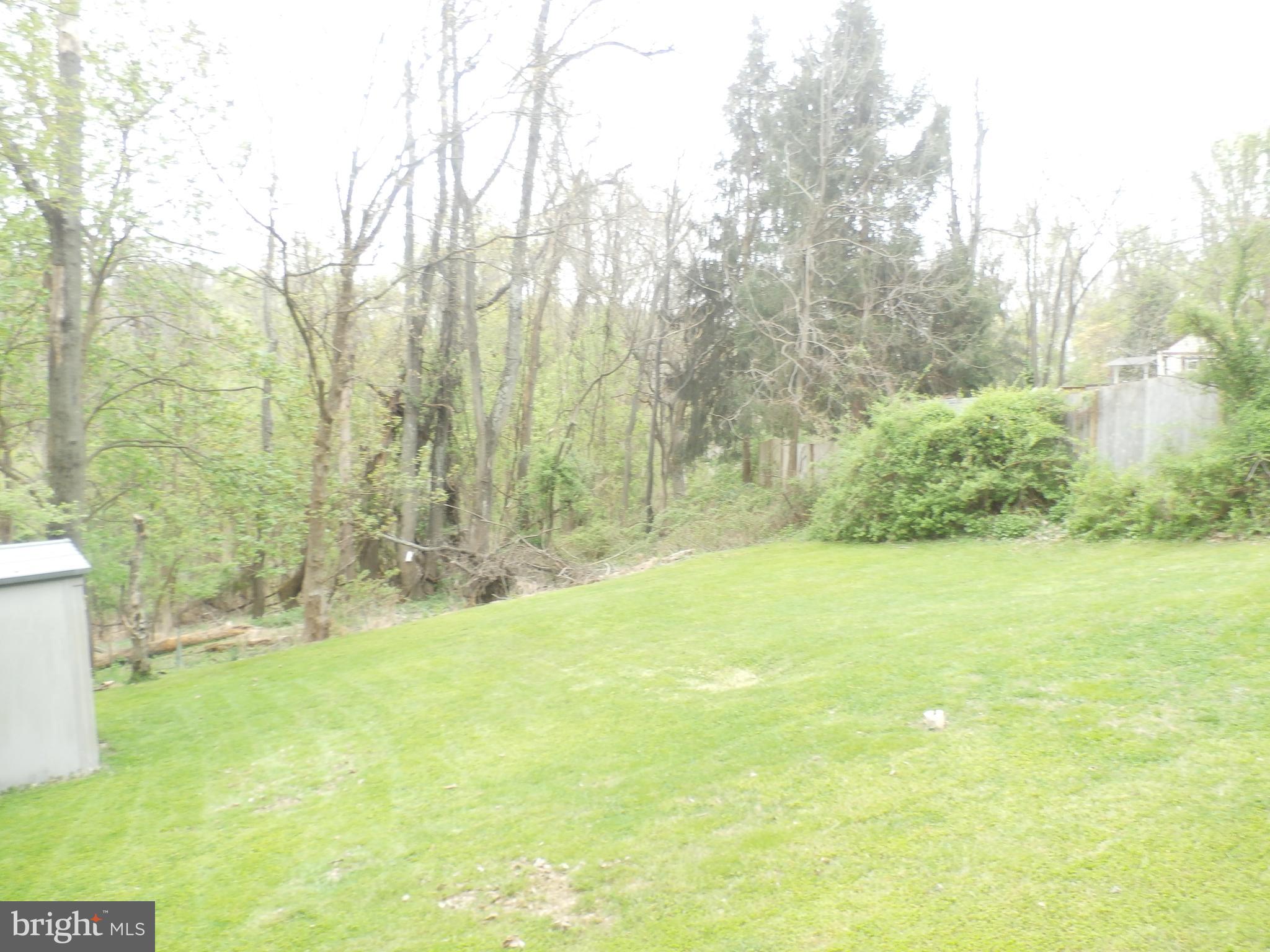 416 Crozerville Road Aston, PA 19014 - Photo 5 of 14 Back yard