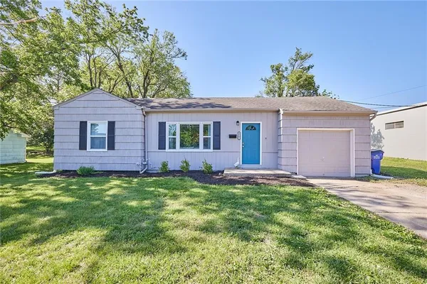 $199,000 | 4801 Martha Truman Road, Grandview, MO 64030