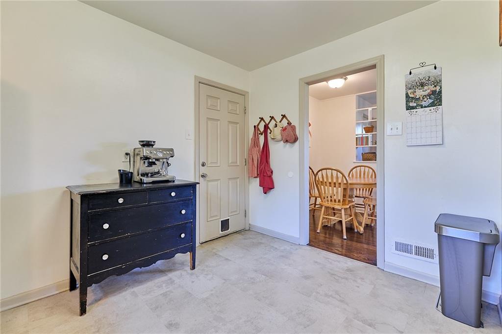 4801 Martha Truman Road Grandview, MO 64030 - Photo 9 of 25