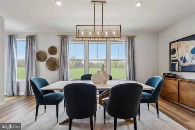 $766,155 | 207 Chianti Terrace Southeast, Leesburg, VA 20175