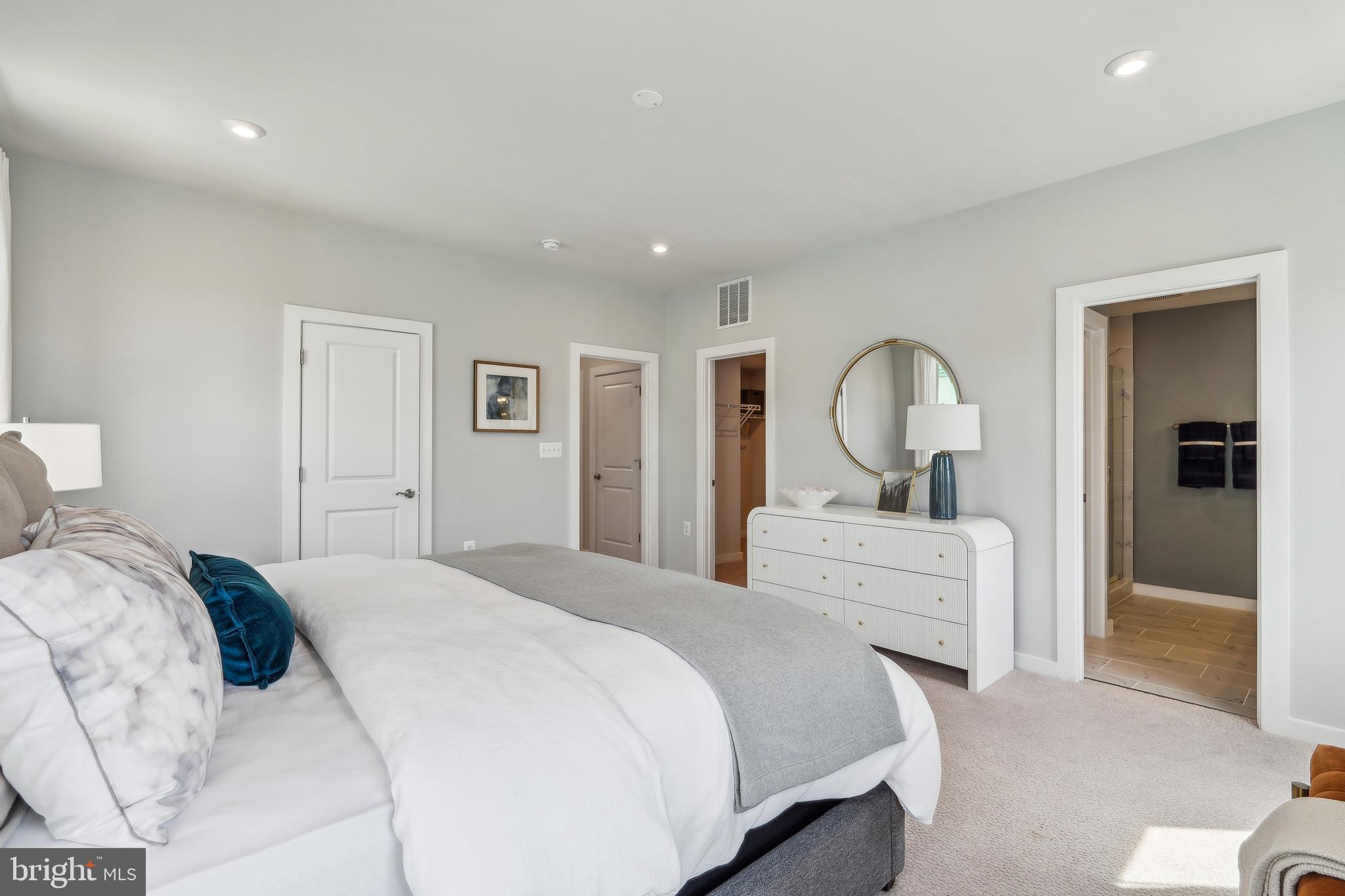 207 Chianti Terrace Southeast Leesburg, VA 20175 - Photo 17 of 29