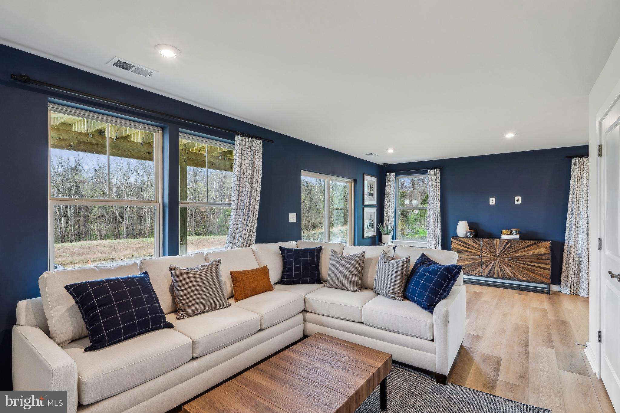 207 Chianti Terrace Southeast Leesburg, VA 20175 - Photo 5 of 29