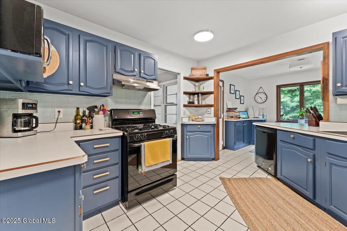 7 Loughberry Road Saratoga Springs, NY 12866 - Photo 11 of 35 07-DOD07697