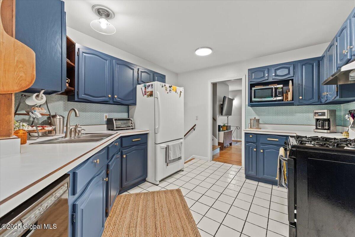 7 Loughberry Road Saratoga Springs, NY 12866 - Photo 12 of 35 09-DOD07703