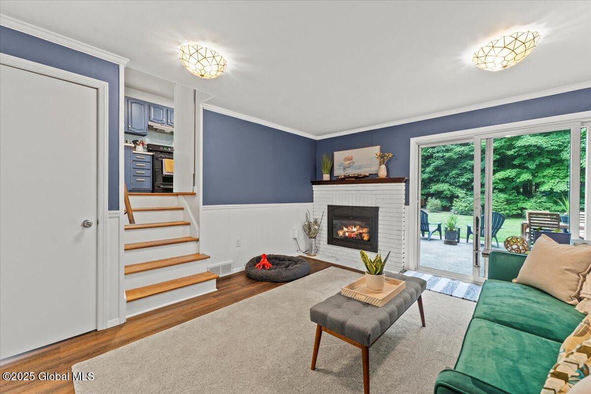 7 Loughberry Road Saratoga Springs, NY 12866 - Photo 5 of 35 06-DOD07694