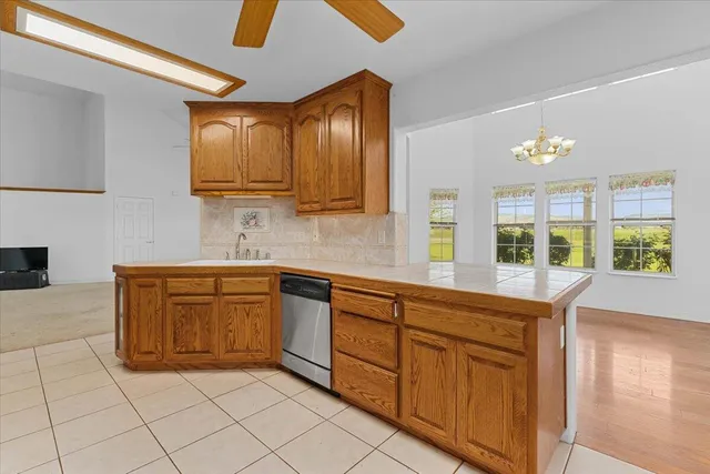 a view of a livingroom with a ceiling fan