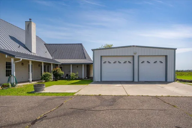 a view of an ocean view