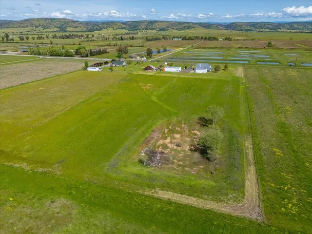 $699,000 | 10735 Shasta Boulevard, Los Molinos, CA 96055