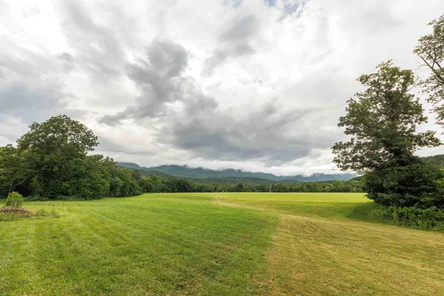 $450,000 | 41 News Road, Eagle Rock, VA 24085