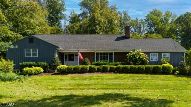 $3,700 | 58 Hawks School House Road, Bloomsbury, NJ 08804