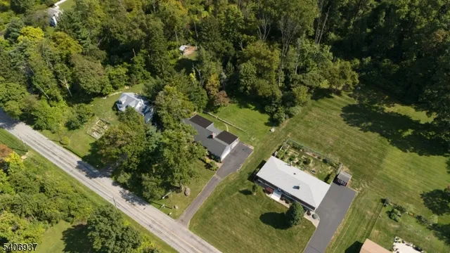 $3,700 | 58 Hawks School House Road, Bloomsbury, NJ 08804