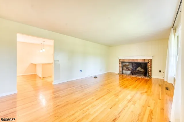 $3,700 | 58 Hawks School House Road, Bloomsbury, NJ 08804