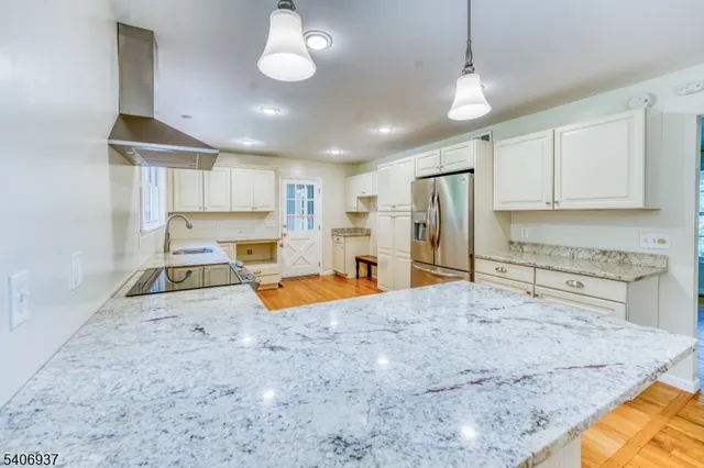 $3,700 | 58 Hawks School House Road, Bloomsbury, NJ 08804