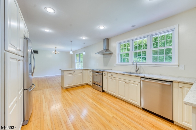 58 Hawks School House Road Bloomsbury, NJ 08804 - Photo 10 of 33