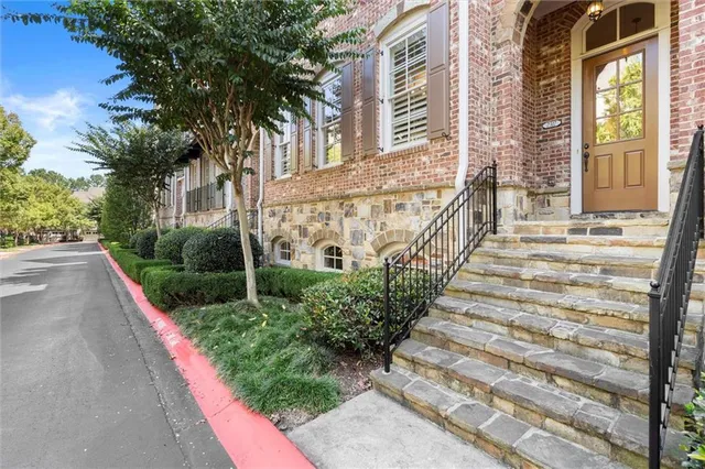 $3,975 | 2317 St Davids Square, Unit 12, Kennesaw, GA 30152