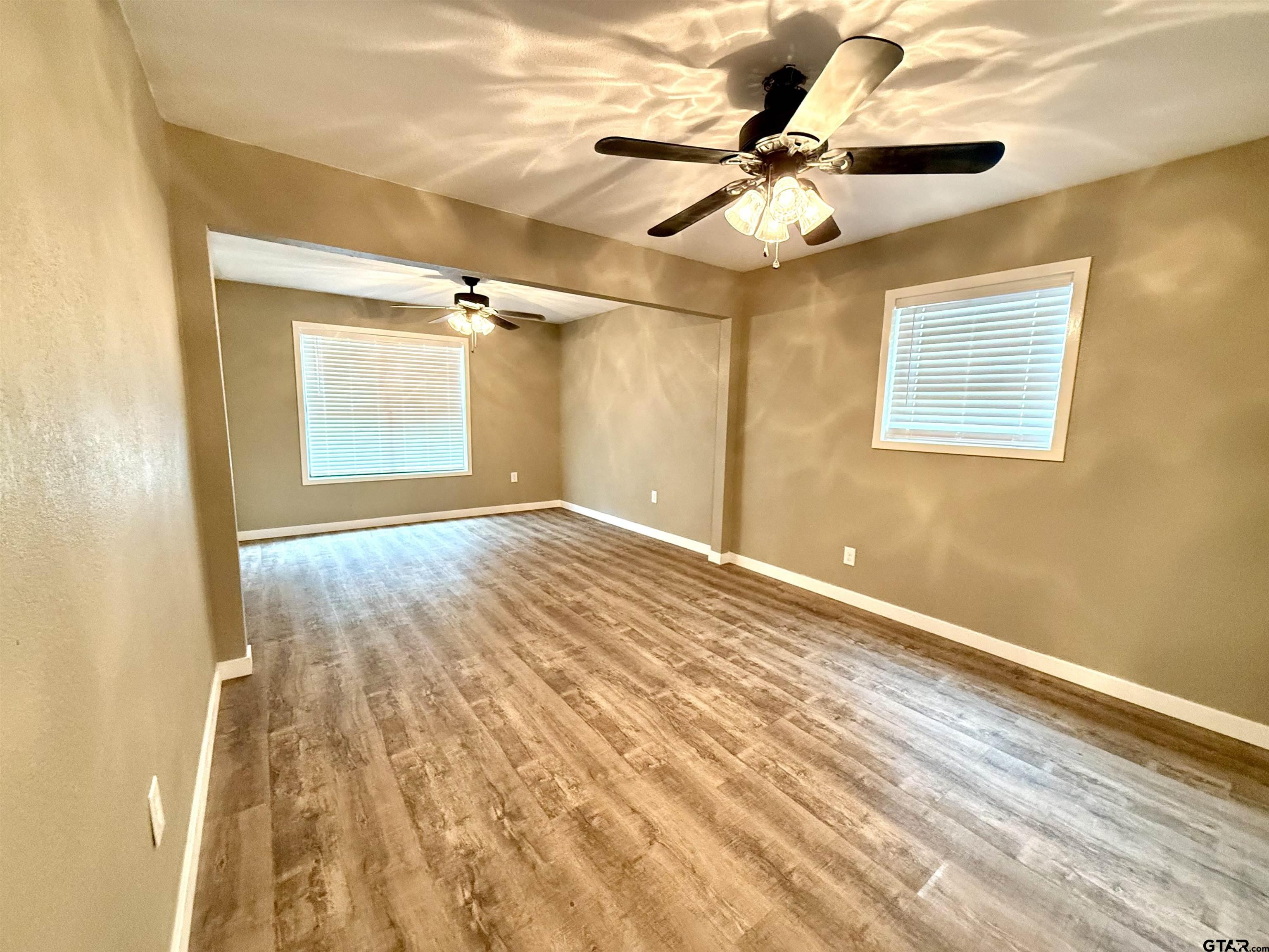 449 Rs Private Road Emory, TX 75440 - Photo 14 of 20 a view of an empty room