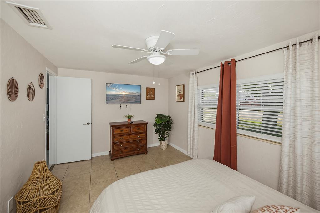 1050 Olympia Road Venice, FL 34293 - Photo 45 of 68 Gallery Image 45