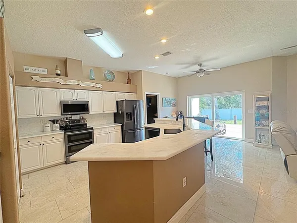 $2,800 | 1467 Watermill Circle, Tarpon Springs, FL 34689