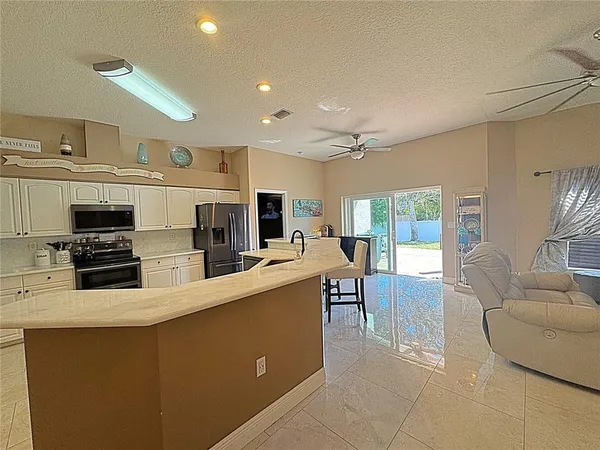 $2,800 | 1467 Watermill Circle, Tarpon Springs, FL 34689